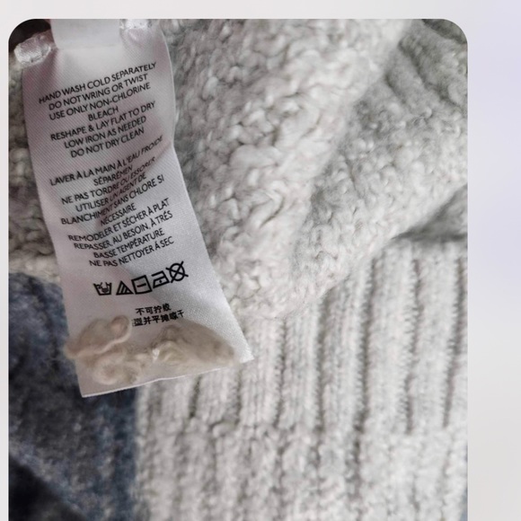 Anthropologie Pilcro Spotted Turtleneck Sweater Size S. B21 - Picture 7 of 8